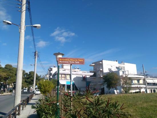 Mikinaikos Tholotos Tafos